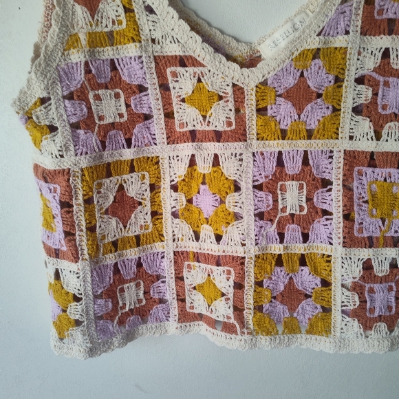 Rebellion Colorful Crochet Women Top Snall - Picture 3 of 9
